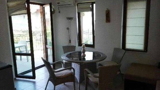Лилия Apartman Szozopol Kültér fotó